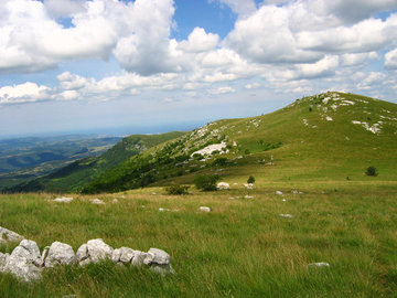 Outdoor travel Slovenia - Mediterranian adventure Hiking in Slovenia